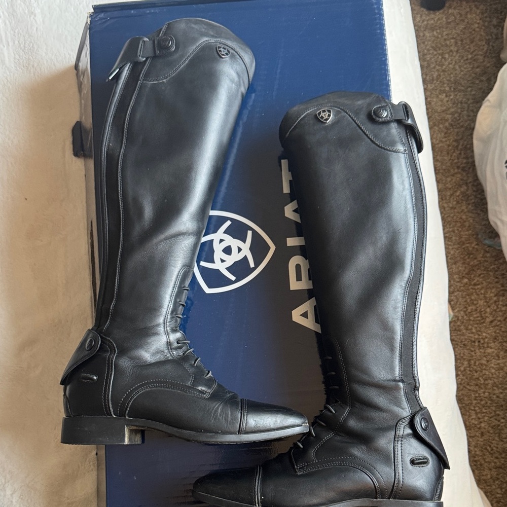 Ariat Women's Palisade tall field boot size 7 US height-short Calf-regular - Picture 7 of 16